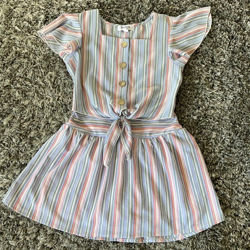 Girls 2 piece set. Top & skort